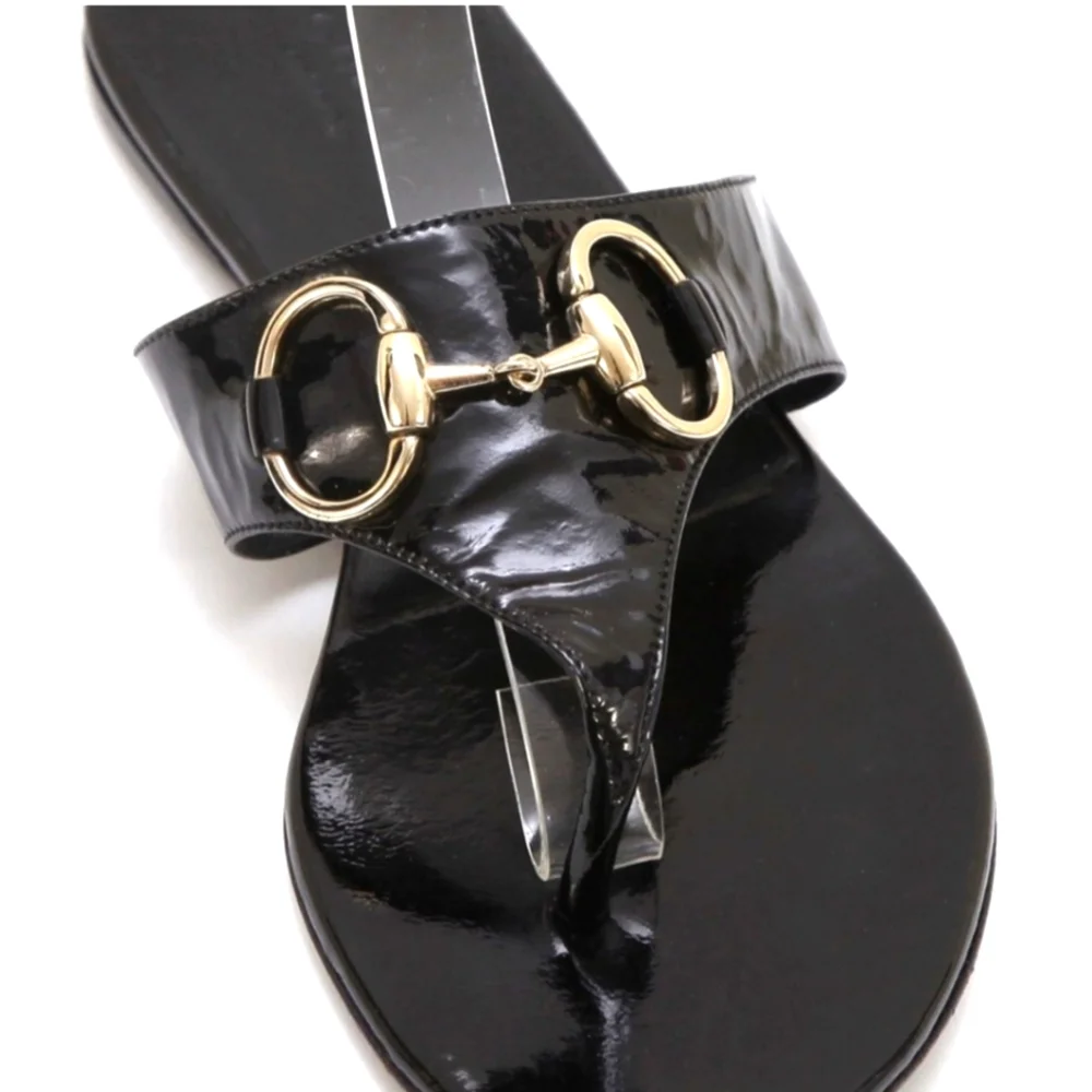GUCCI patent leather horse bit logo thong sandals
